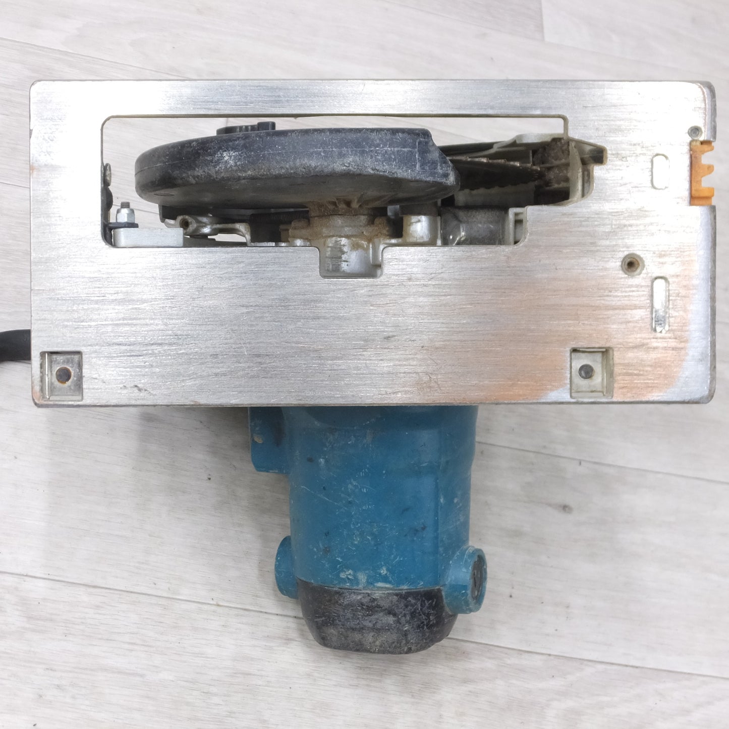 [送料無料] ◆マキタ 165mm マルノコ 5731S 丸ノコ 丸のこ 切断機 木工用 電動 工具◆