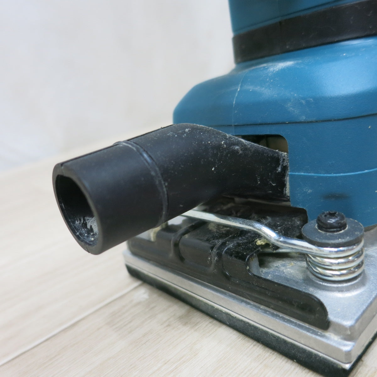 [送料無料] ◆マキタ 仕上サンダ BO3710 電動 工具 研磨 切断 集塵 100V コード式 サンダー makita◆