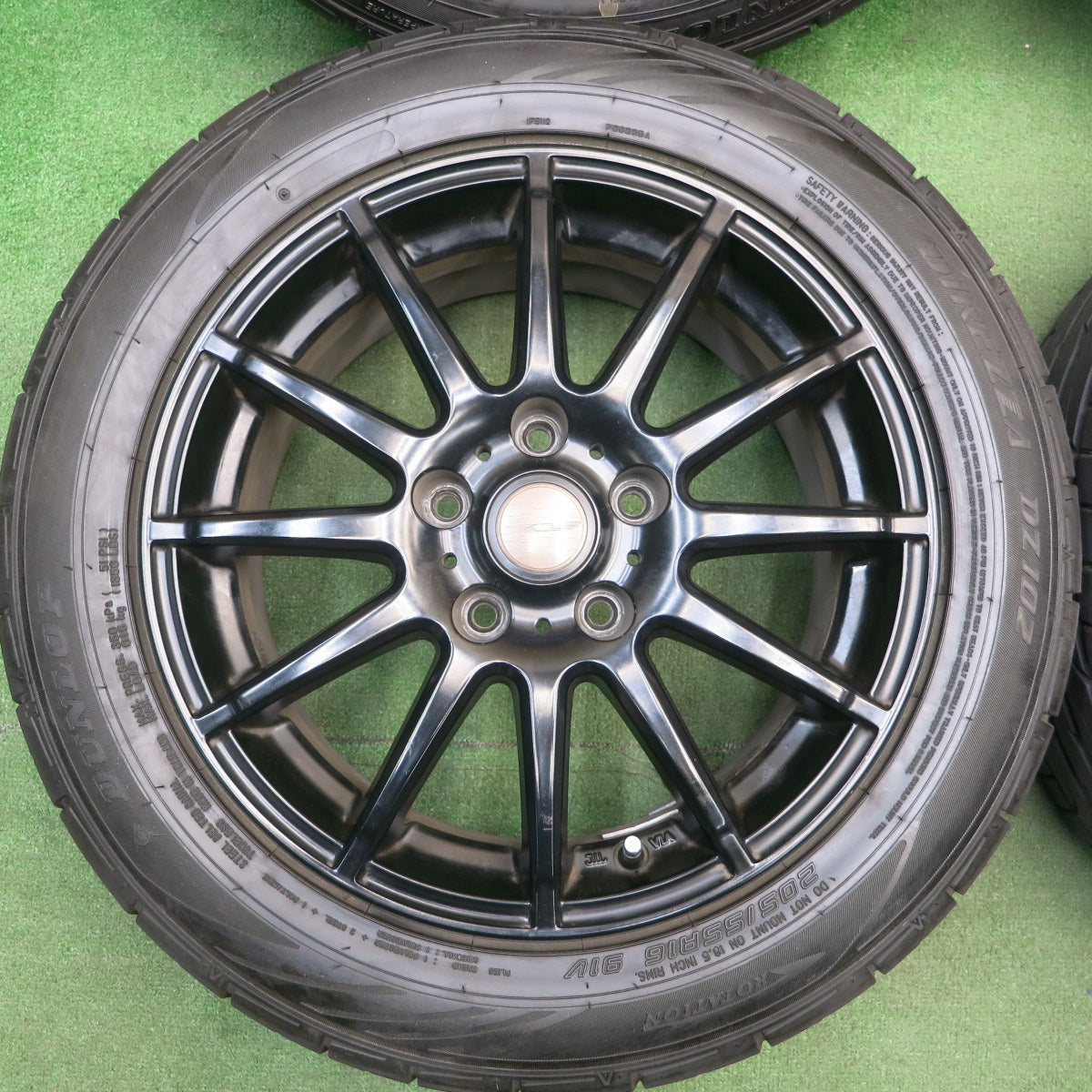 バリ溝！22年！ほぼ10分★205/55R16 ダンロップ ディレッツァ DZ102 AXEL S アクセルS 16インチ PCD114.3/5H★5050203AKノ