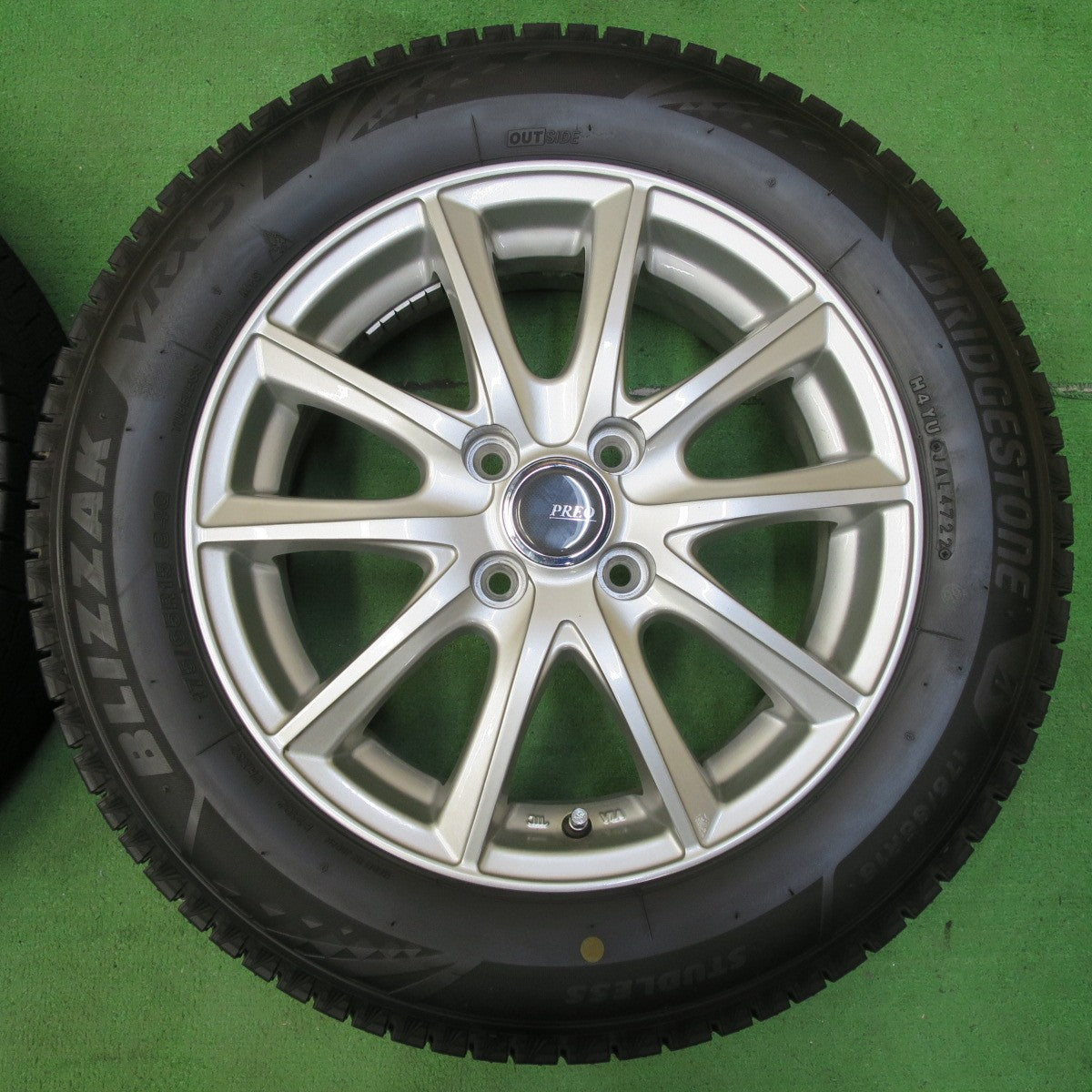 *送料無料* バリ溝！22年！キレイ！ほぼ10分★スタッドレス 175/65R15 ブリヂストン ブリザック VRX3 PREO プレオ 15インチ PCD100/4H★4090806イス