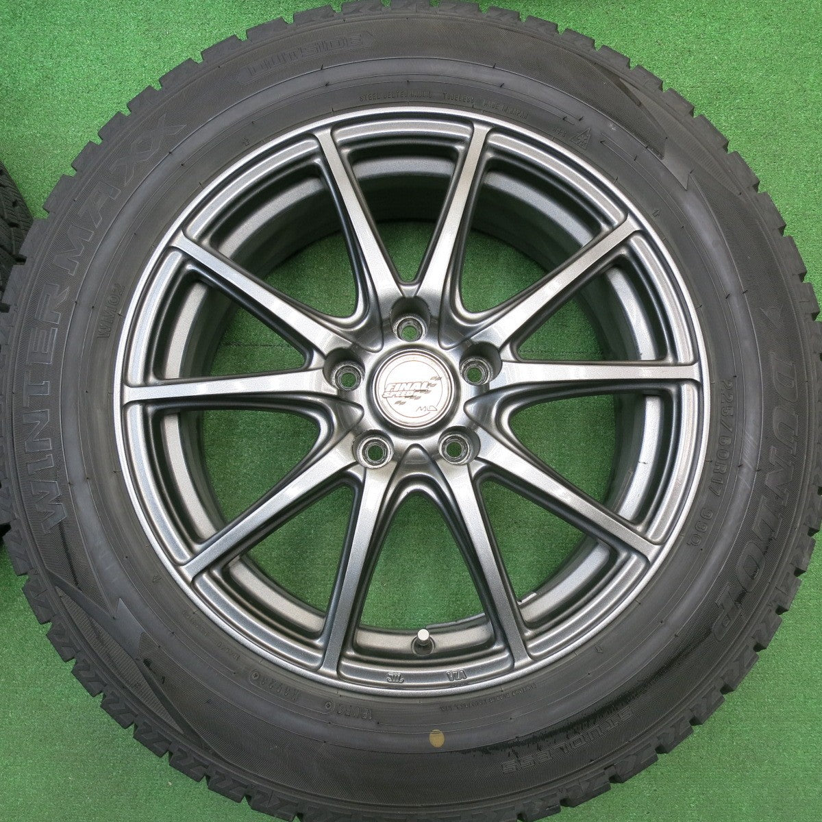 バリ溝！23年！9.5分★スタッドレス 225/60R17 ダンロップ ウインターマックス WM02 FINAL SPEED MiD ファイナルスピード 17インチ PCD114.3/5H★5113008HAス