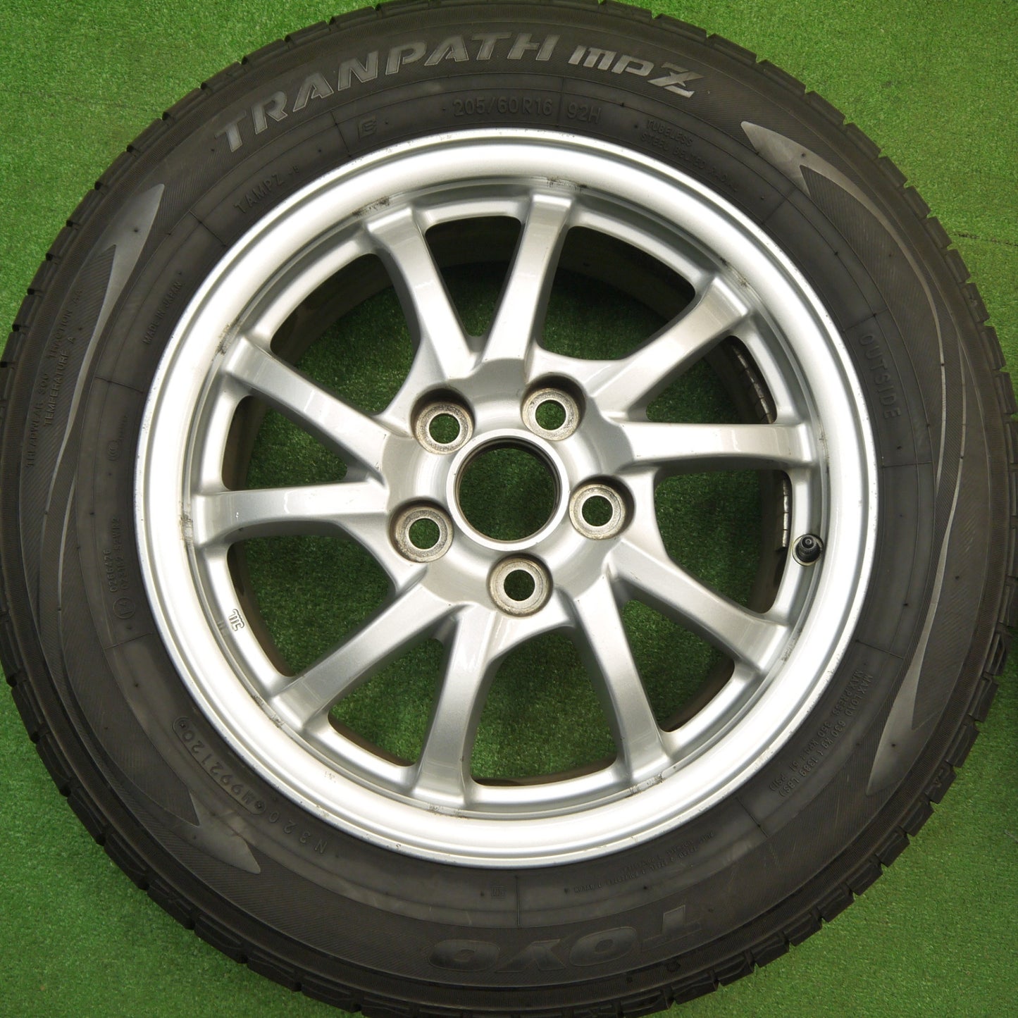 バリ溝！9.5分★トヨタ プリウス α 純正 205/60R16 ブリヂストン ネクストリー エコピア トーヨー トランパス MPZ 16インチ PCD114.3/5H★5110505Hノ