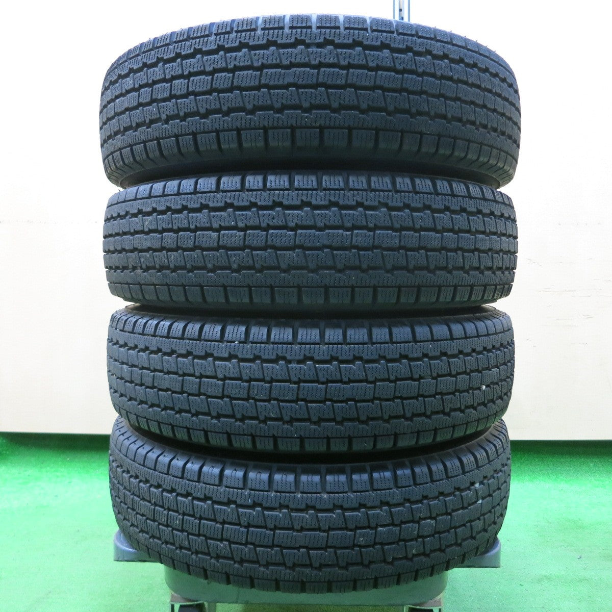 *送料無料* キレイ！20年★スタッドレス 145/80R12 ブリヂストン W300 ・JECT・ スチール ホイール 12インチ PCD100/4H★4042917イス