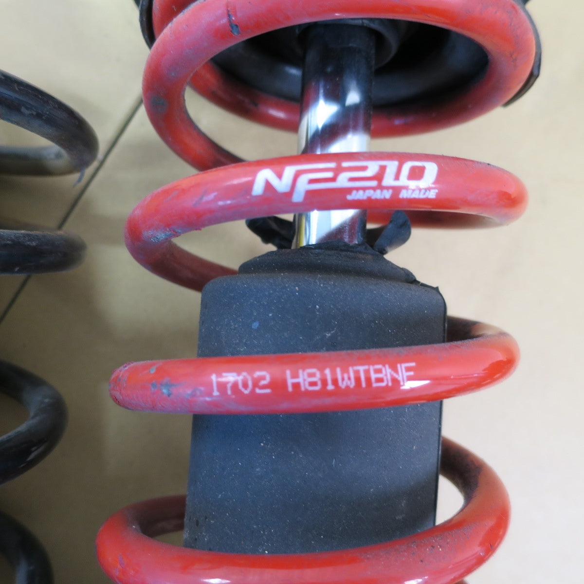♪三菱 H81W H82W ekスポーツ KYB Lowfer Sports サスペンション WST5274R , L タナベ スプリング NF210 1702 H81WTBNF RS-R Ti2000 カー パーツ♪ [送料無料]