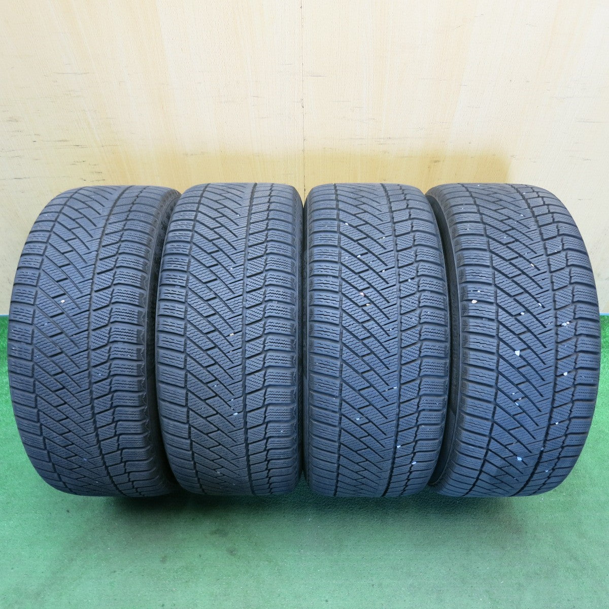 バリ溝！キレイ！8.5分◎アウディ A5 Sライン 純正 245/40R18 スタッドレス コンチネンタル コンチバイキング コンタクト6 18インチ PCD112/5H◎6081603HAス