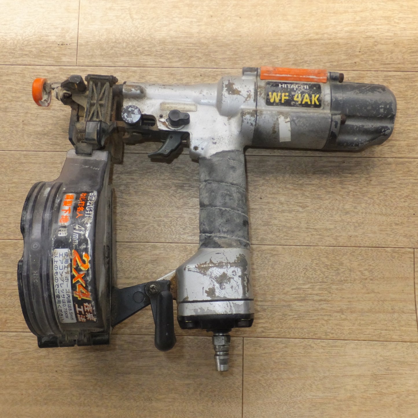 [送料無料] ★日立 ねじ打機 WF4AK　ベビー釘打機 NV50AF2　ベビータッカ N2504A　マキタ エアタッカ AT1025A　セット★