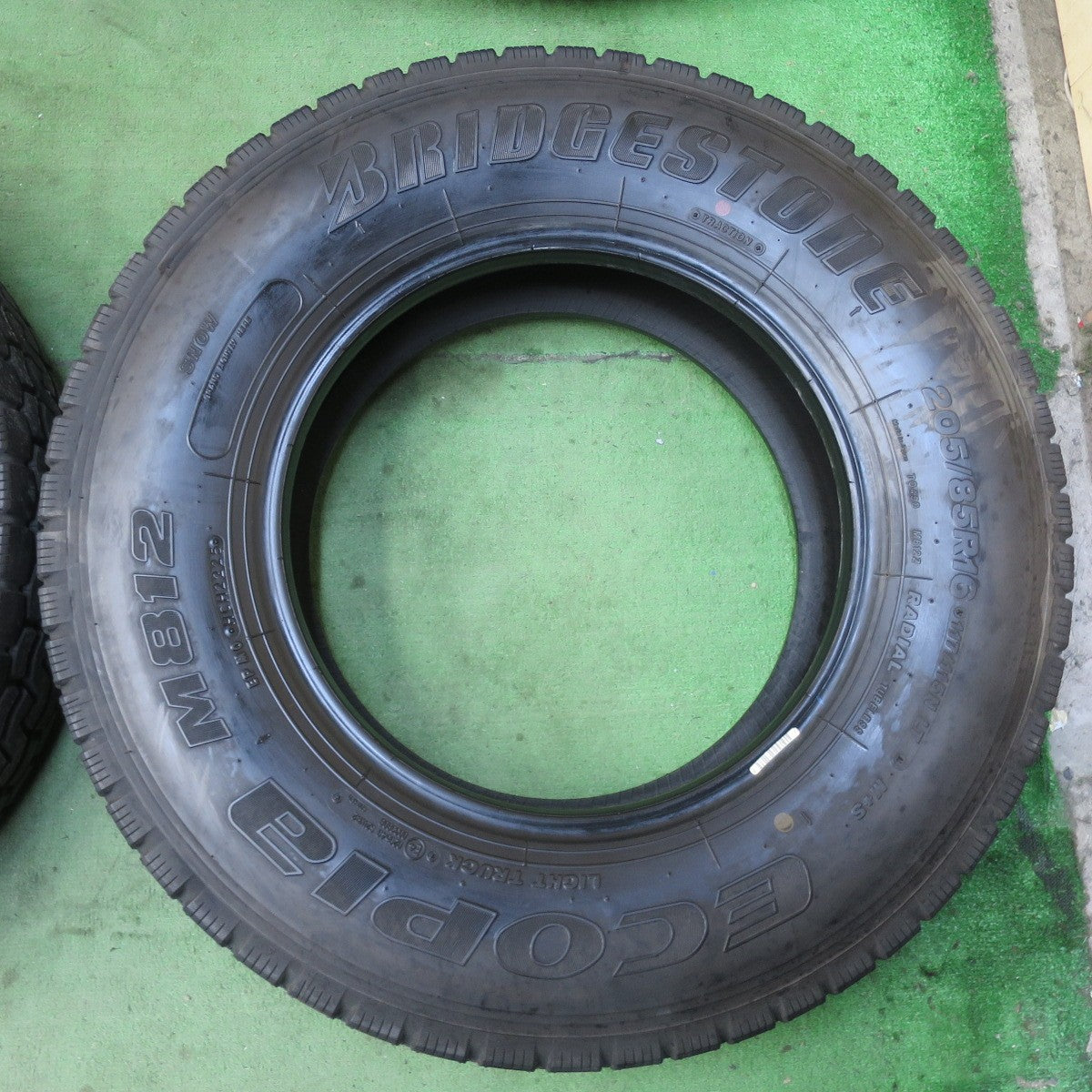ほぼ未使用！25年！6本★トラック バス タイヤ 205/85R16 117/115N ブリヂストン エコピア M812 ミックス オールシーズン 16インチ★6013108イスタ