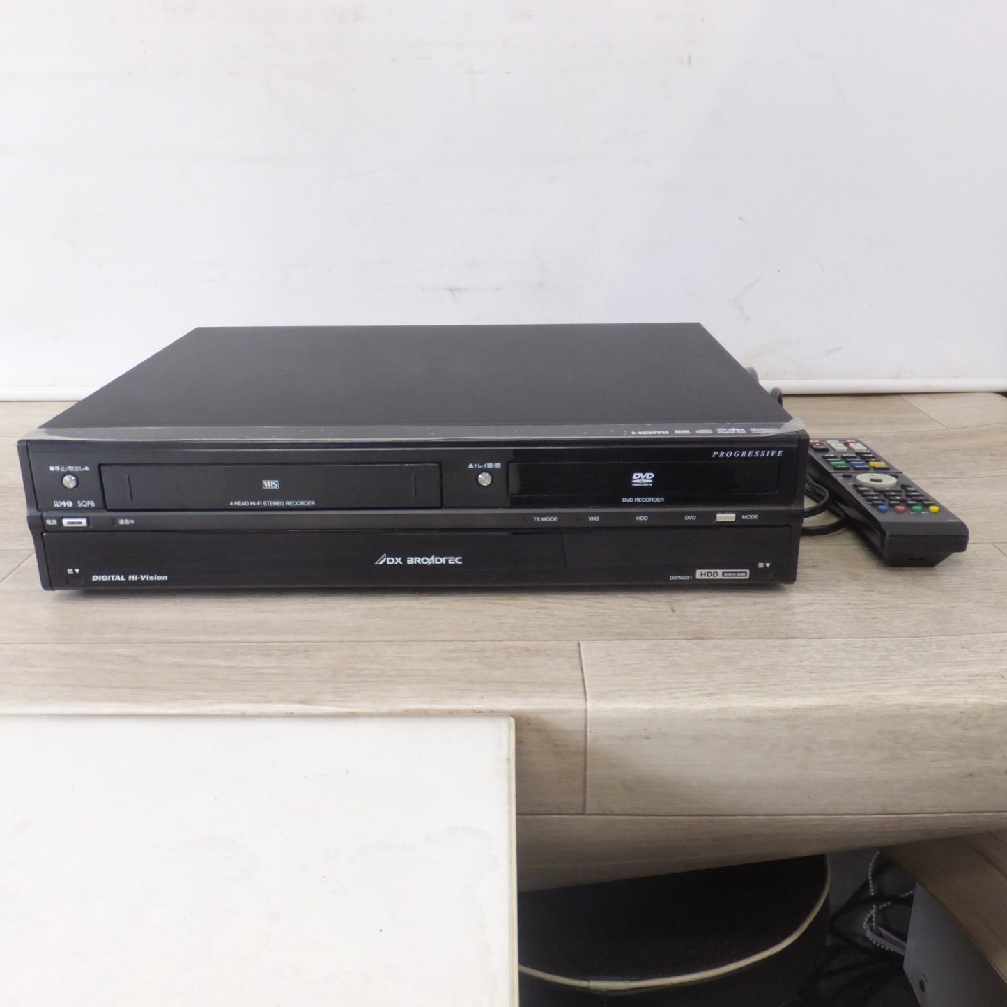 現状品★DXアンテナ 10年製 HDD搭載ビデオ一体型DVDレコーダー DXRW251　AC100V 50/60Hz★ [送料無料]