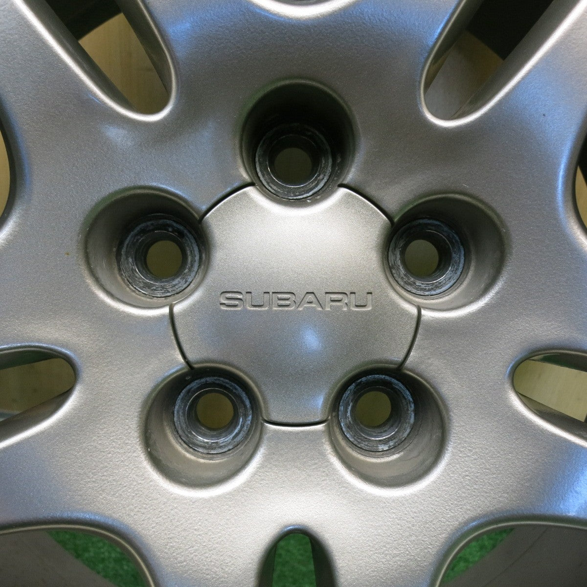 4本価格◎スバル レガシィ 純正 205/45R17 ヨコハマ アドバン FLEVA 17インチ PCD100/5H◎6071604HAノ