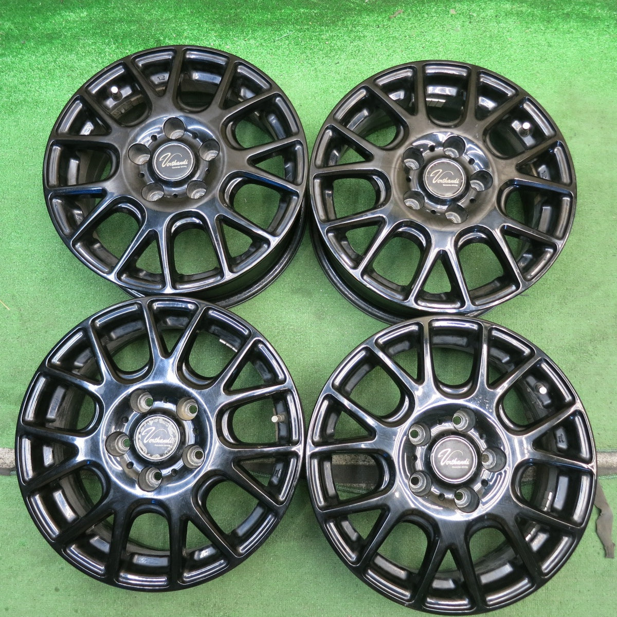 4本価格◎Verthandi ヴェルザンディ 15インチ ホイール 15×6J PCD114.3/5H◎6082305HAホ