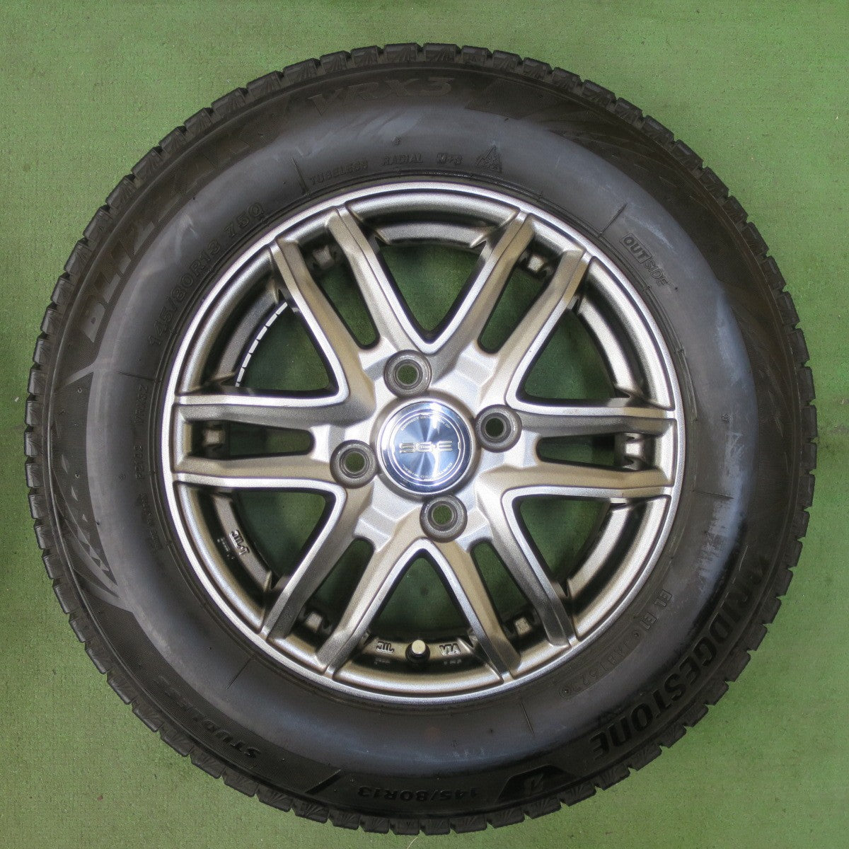 バリ溝！23年！キレイ！9分★スタッドレス 145/80R13 ブリヂストン ブリザック VRX3 SG-E 社外 アルミ 13インチ PCD100/4H★5112803TTス