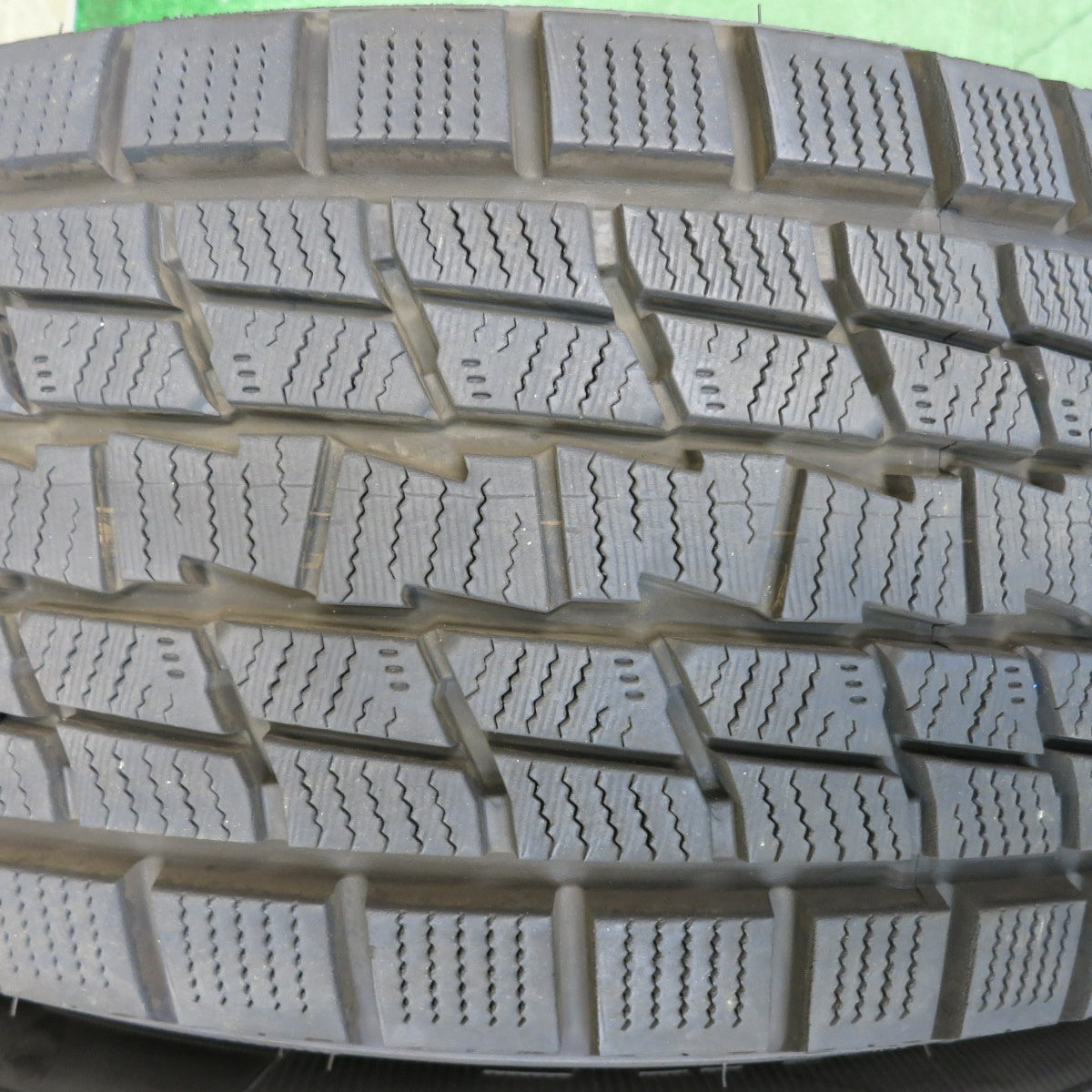 バリ溝！24年！キレイ！9.5分以上◎スタッドレス 265/65R17 グッドイヤー アイスナビ SUV D.O.S. DOS 社外 アルミ 17インチ PCD139.7/6H◎6090611HAス