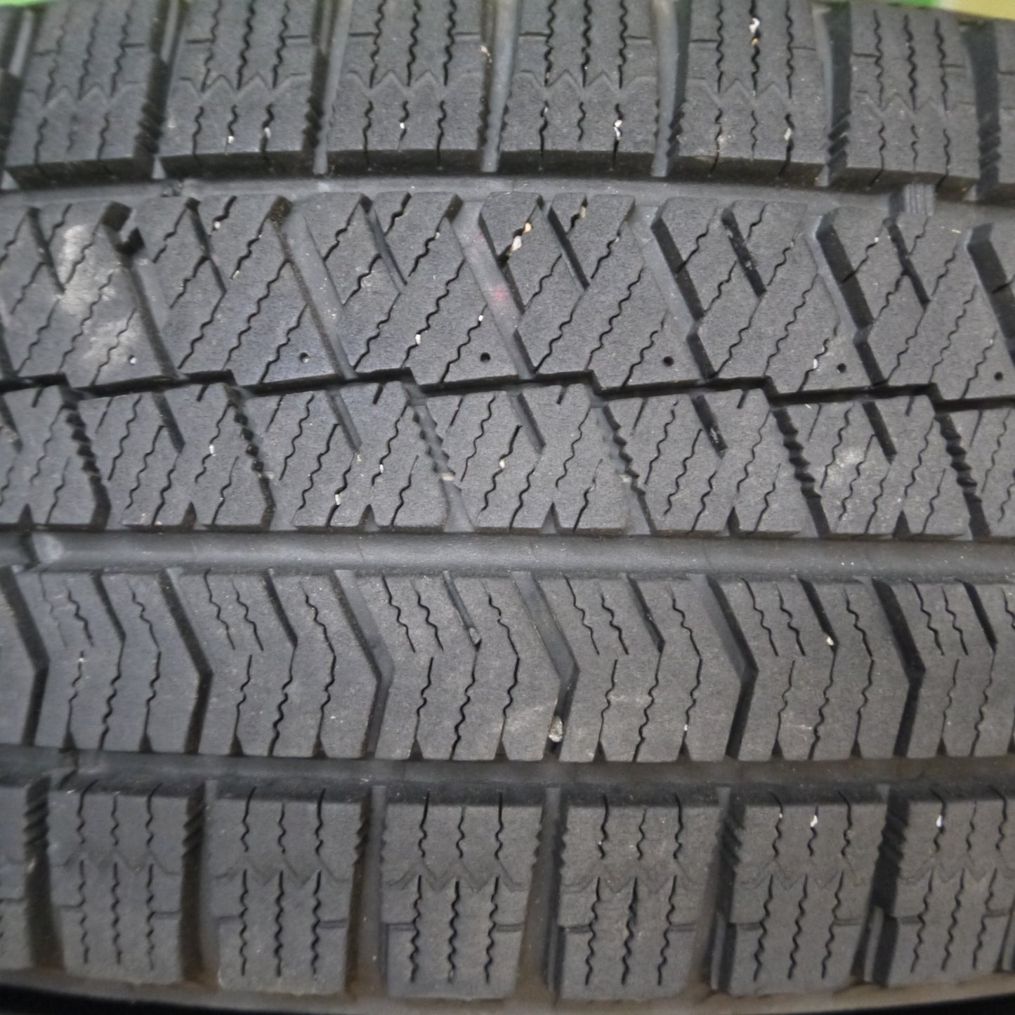 [送料無料] キレイ★スタッドレス 185/65R15 ブリヂストン ブリザック VRX2 BALMINUM バルミナ 15インチ PCD100/4H★5011004Hス