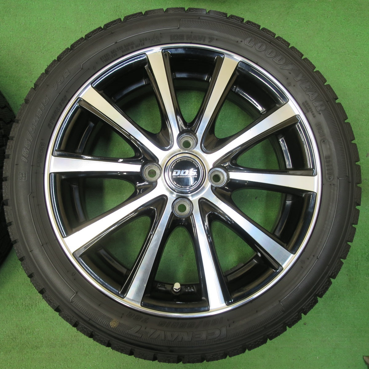 [送料無料] バリ溝！9分★スタッドレス 165/55R15 グッドイヤー アイスナビ7 D.O.S. DOS 15インチ 軽自動車 PCD100/4H★4111504イス
