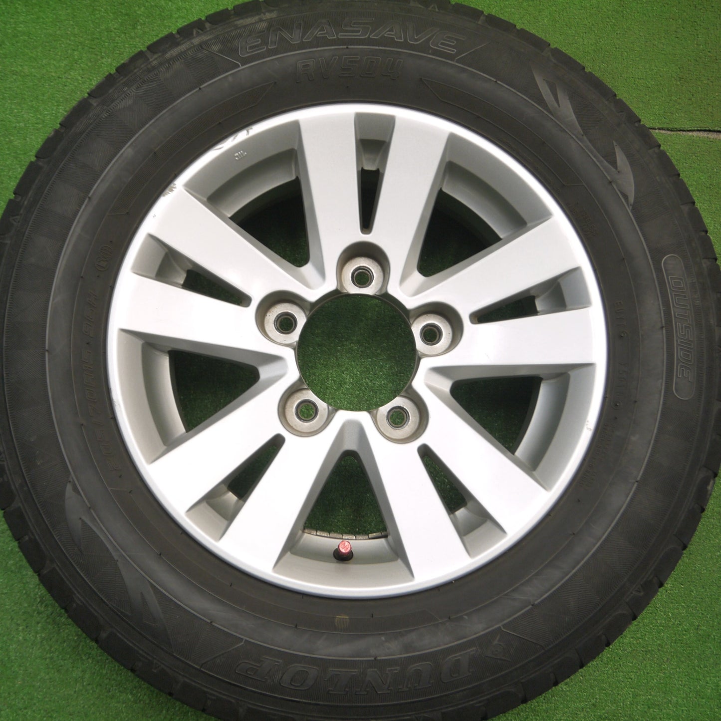 [送料無料] バリ溝！キレイ！9.5分★スズキ JB43W ジムニー シエラ 純正 205/70R15 ダンロップ エナセーブ RV504 15インチ PCD139.7/5H★4112202Hノ