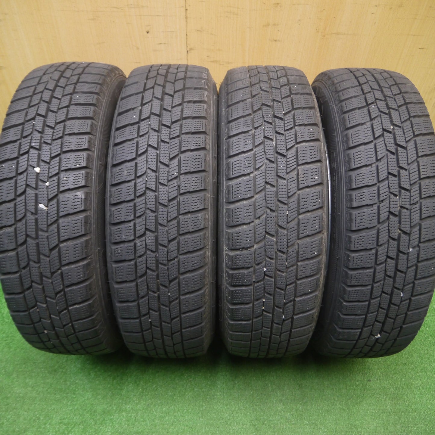 [送料無料] バリ溝！9分★スタッドレス 165/65R14 グッドイヤー アイスナビ6 ravrion RS01 ラブリオン 14インチ PCD100/4H★4102302Hス