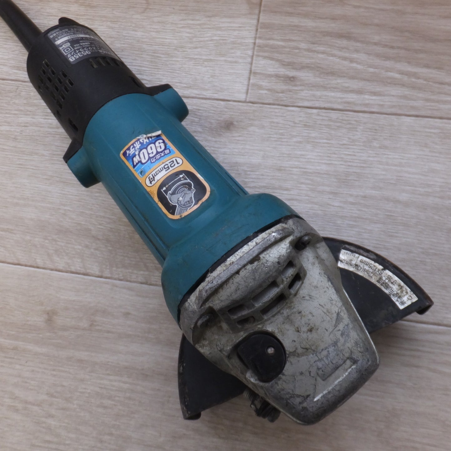 [送料無料] ★マキタ makita 125mm ディスクグラインダ 9535B　100V～ 7.4A 50-60Hz 720W★