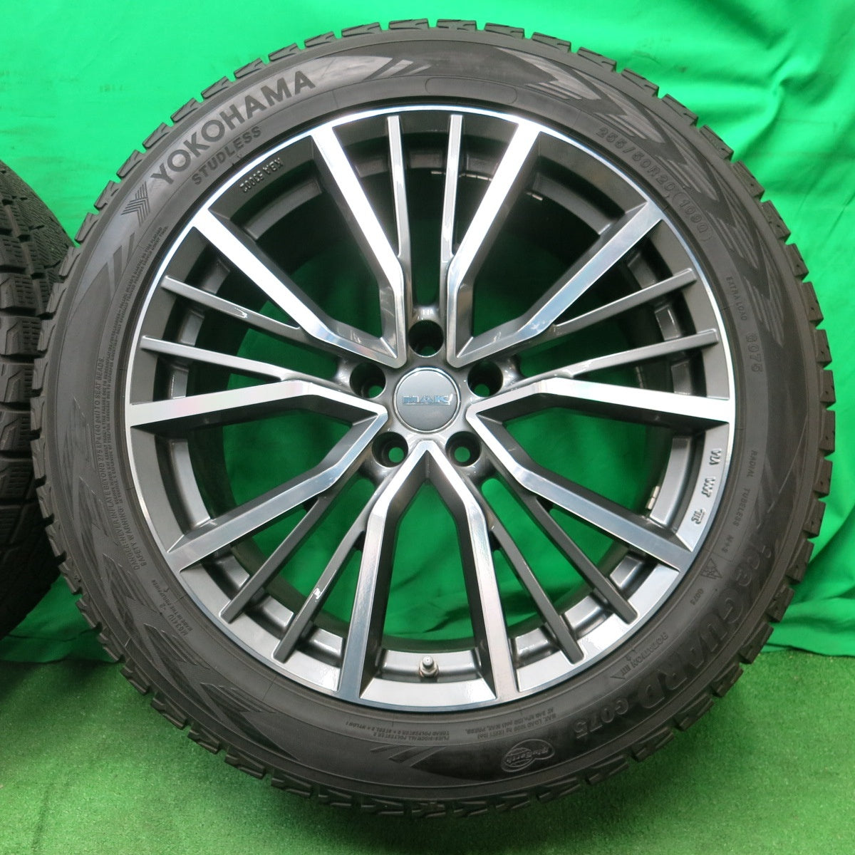 G075 アイスガード ☆送料込☆バリ溝☆倉庫保管☆ヨコハマ 255/50R20 255/50R20 UNION MAK 等 バリ溝！9.5分☆ベンツ 送料無料* タイヤ・ホイール