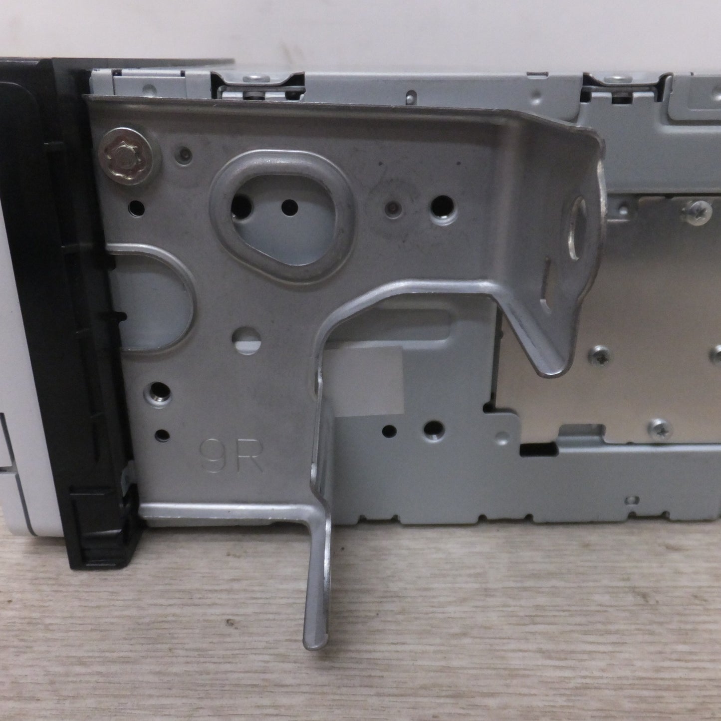 [送料無料] 現状品★パイオニア製 トヨタ 純正 メモリーナビ マルチAVステーション NSCP-W62 08545-00V70 セキュリティロック品[44]★
