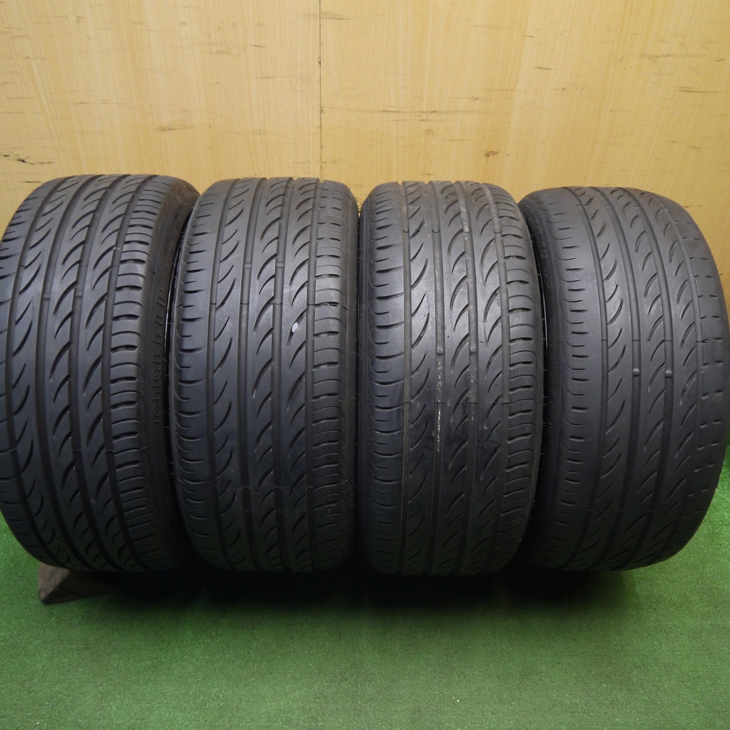 キレイ★プリウス 86 BRZ 等 ADVAN Racing GT 225/35R18 ピレリ P ZERO NERO GT アドバン レーシング 18インチ PCD100/5H★6011903Hノ