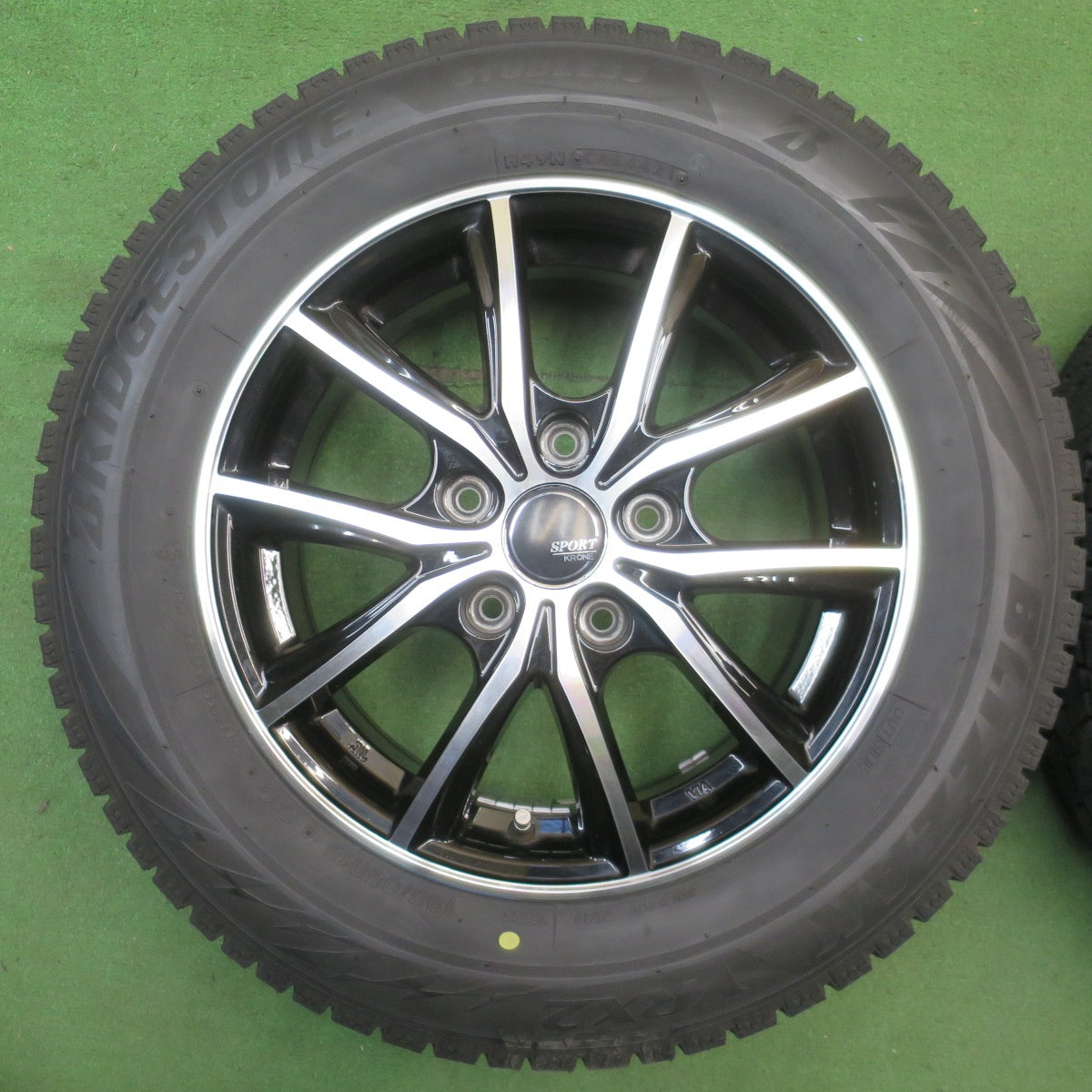 バリ溝！キレイ！9分★スタッドレス 195/65R15 ブリヂストン ブリザック VRX2 SPORT KRONE スポルト クローネ 15インチ PCD114.3/5H★6042402NJス