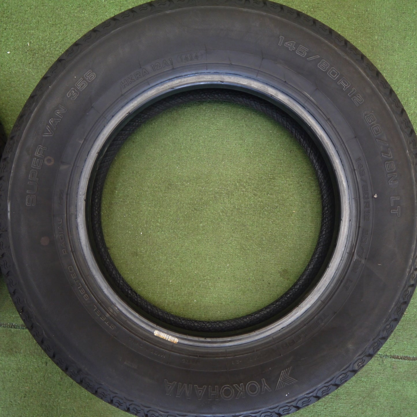 新車外し！24年★145/80R12 80/78N ヨコハマ SUPER VAN 356 タイヤ 12インチ 軽 トラック 軽 バン 等★6052605Hノタ