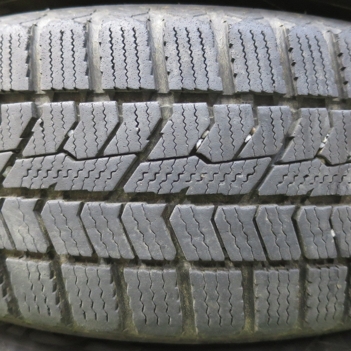キレイ★シエンタ 等 175/65R15 スタッドレス トーヨー オブザーブ GIZ2 JOKER ジョーカー 15インチ PCD100/5H★6022602イス
