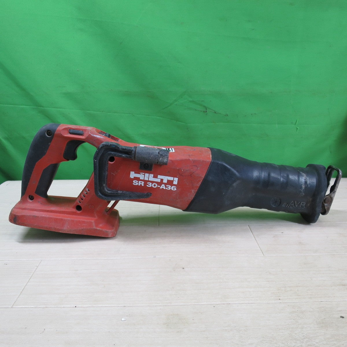 [送料無料] 替刃付き☆HILTI ヒルティ 充電式 レシプロソー SR 30-A36 電動 工具 切断機 セーバーソー セーバソー☆