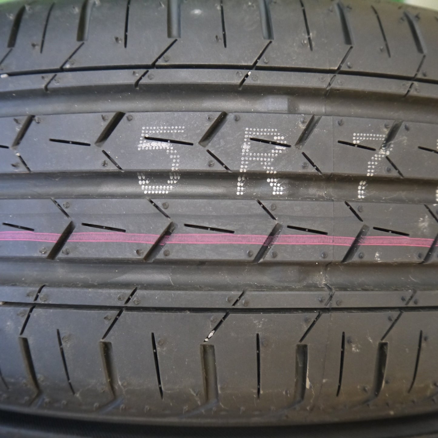 新車外し！26年★185/65R15 ヨコハマ BluEarth-FE AE30 ブルーアース タイヤ 15インチ アクア シエンタ フリード ノート デミオ 等★6041704Hノタ