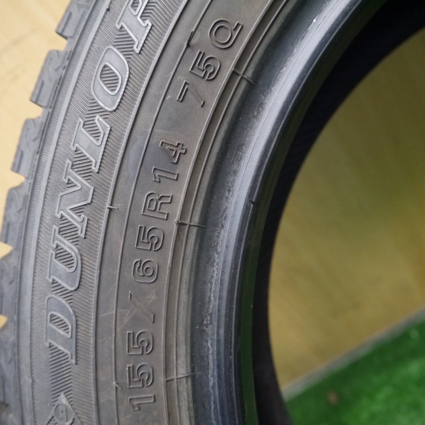バリ溝！9.5分！2本★スタッドレス 155/65R14 ダンロップ ウインターマックス WM02 タイヤ 14インチ N-BOX タント スぺーシア 等★6040610Hスタ
