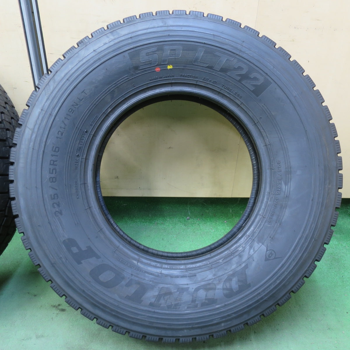 未使用！22年！2本★トラック バス タイヤ 225/85R16 121/119N ダンロップ SP LT22 オールシーズン 16インチ★6072901イスタ