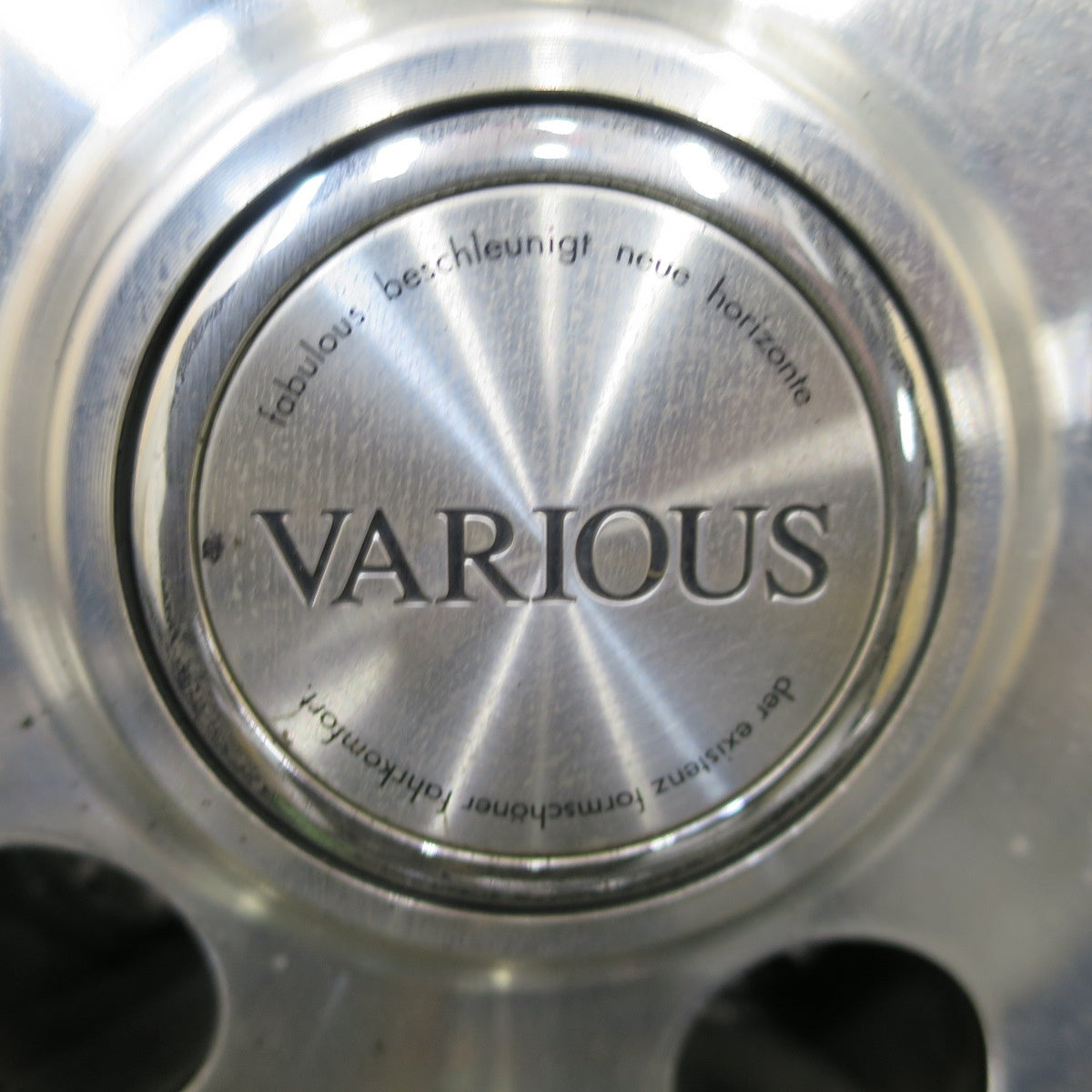 4本価格★VARIOUS VENTI 18インチ ホイール 18×7.5J ヴァリエス ヴェンティ PCD114.3/5H★6030601NGホ