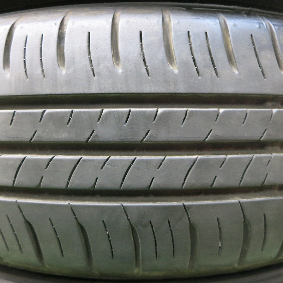 [送料無料] バリ溝！23年！8.5分★165/65R15 ダンロップ エナセーブ EC300+ タイヤ 15インチ ソリオ バンディット ハスラー 等★4123004イノタ