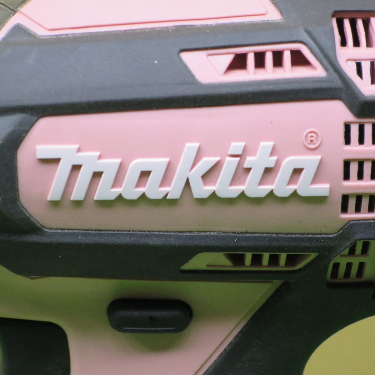 [送料無料] ◆マキタ 充電式 インパクト ドライバ TD149D 電動 工具 18V DIY コードレス Makita◆