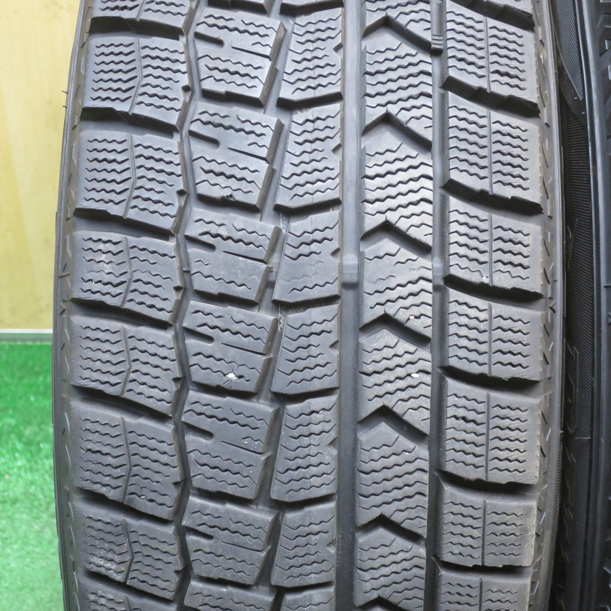 バリ溝！9.5分★スタッドレス 205/70R14 ダンロップ ウインターマックス WM02 TOPY スチール ホイール 14インチ PCD139.7/5H★6052001NJス