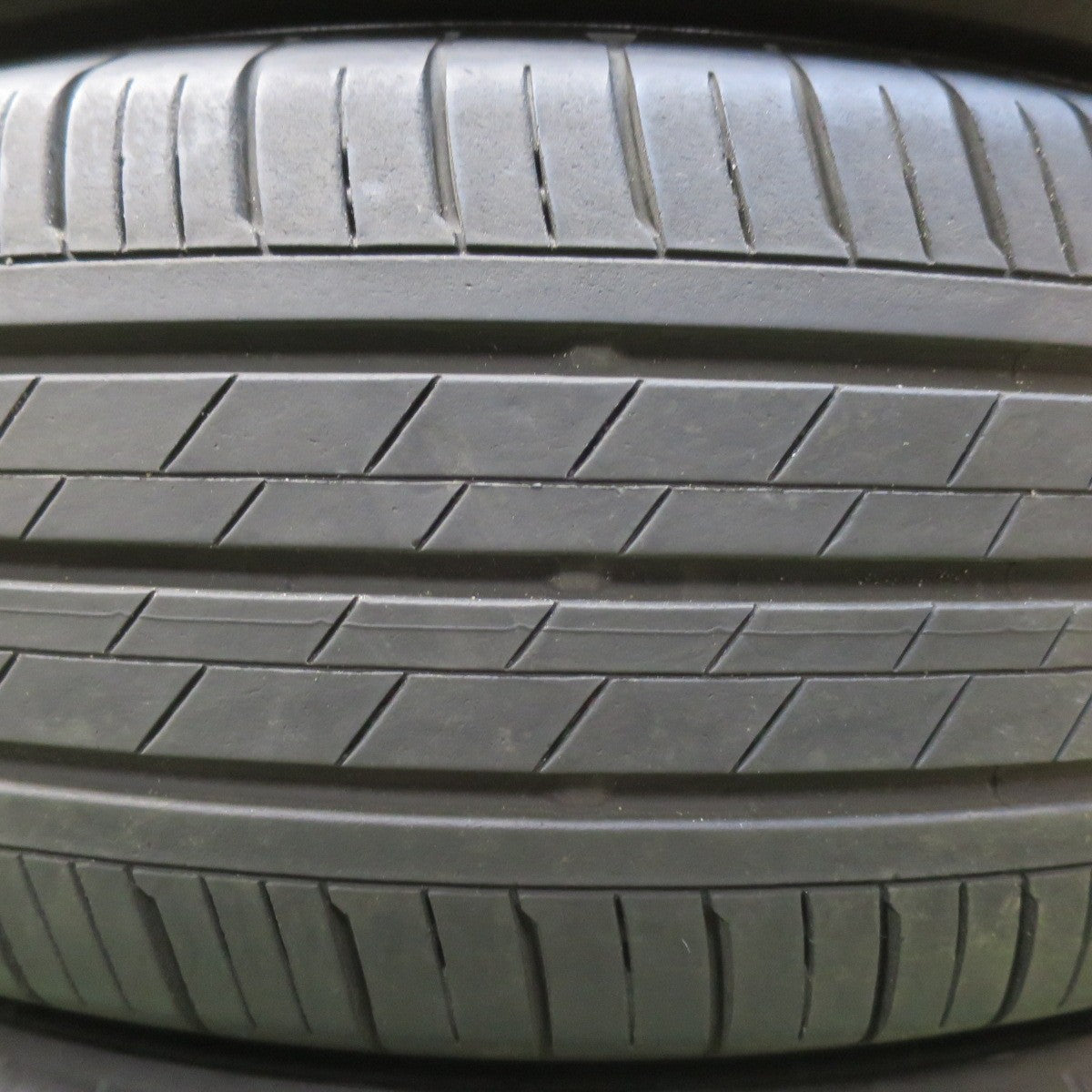 バリ溝！25年！8.5分★205/65R16 トーヨー トランパス MP7 タイヤ 16インチ ヤリスクロス セレナ アルファード 等★5121702イノタ
