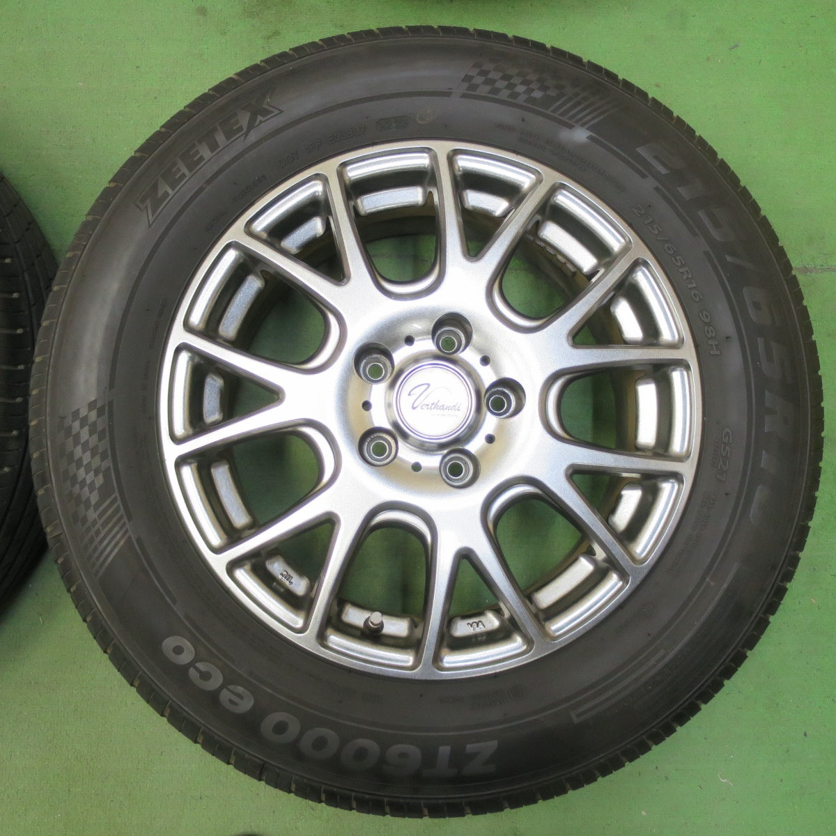 バリ溝！23年！キレイ！8.5分★215/65R16 ジーテックス ZT6000 eco G521 Verthandi ヴェルサンディ ヴェルザンディ 16インチ PCD114.3/5H★5052910イノ