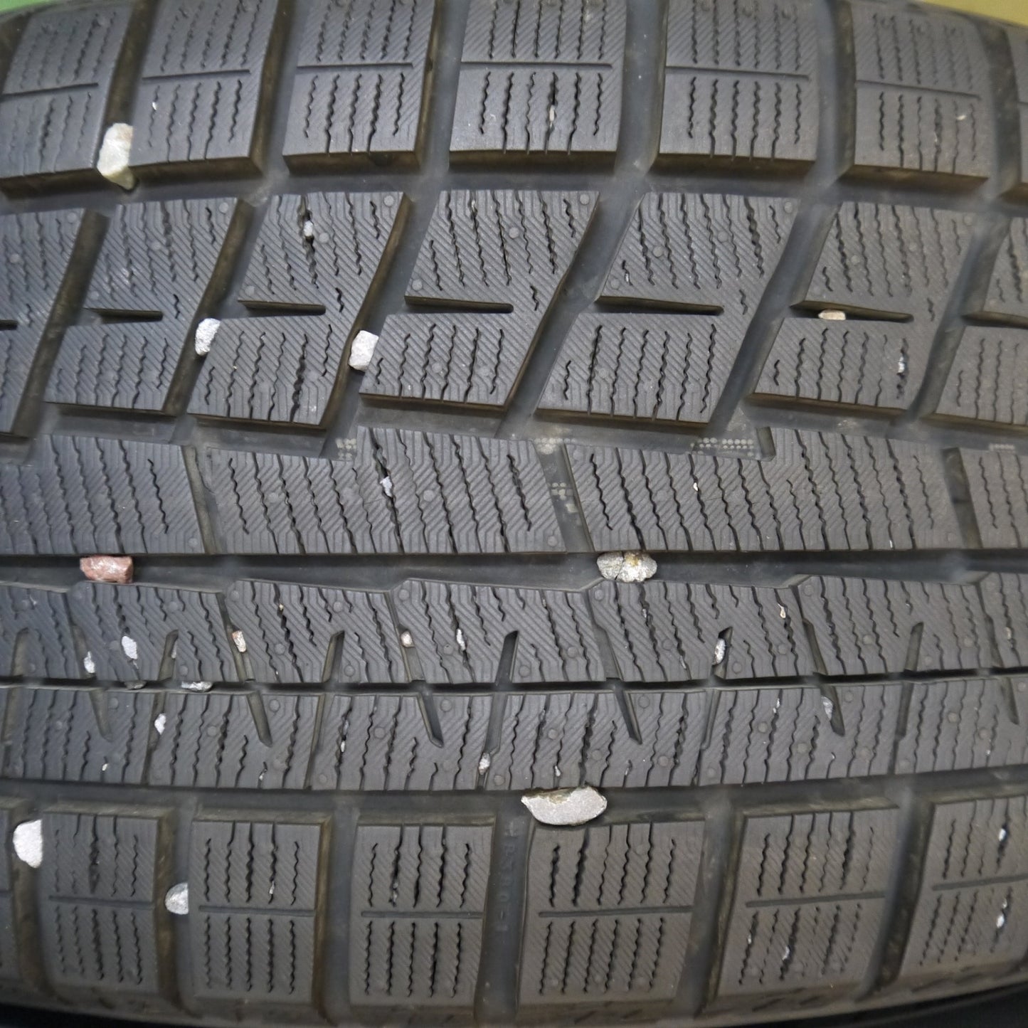 キレイ！★スタッドレス 225/55R17 ヨコハマ アイスガード iG60 GRASS グラス 17インチ PCD114.3★3110809Hス