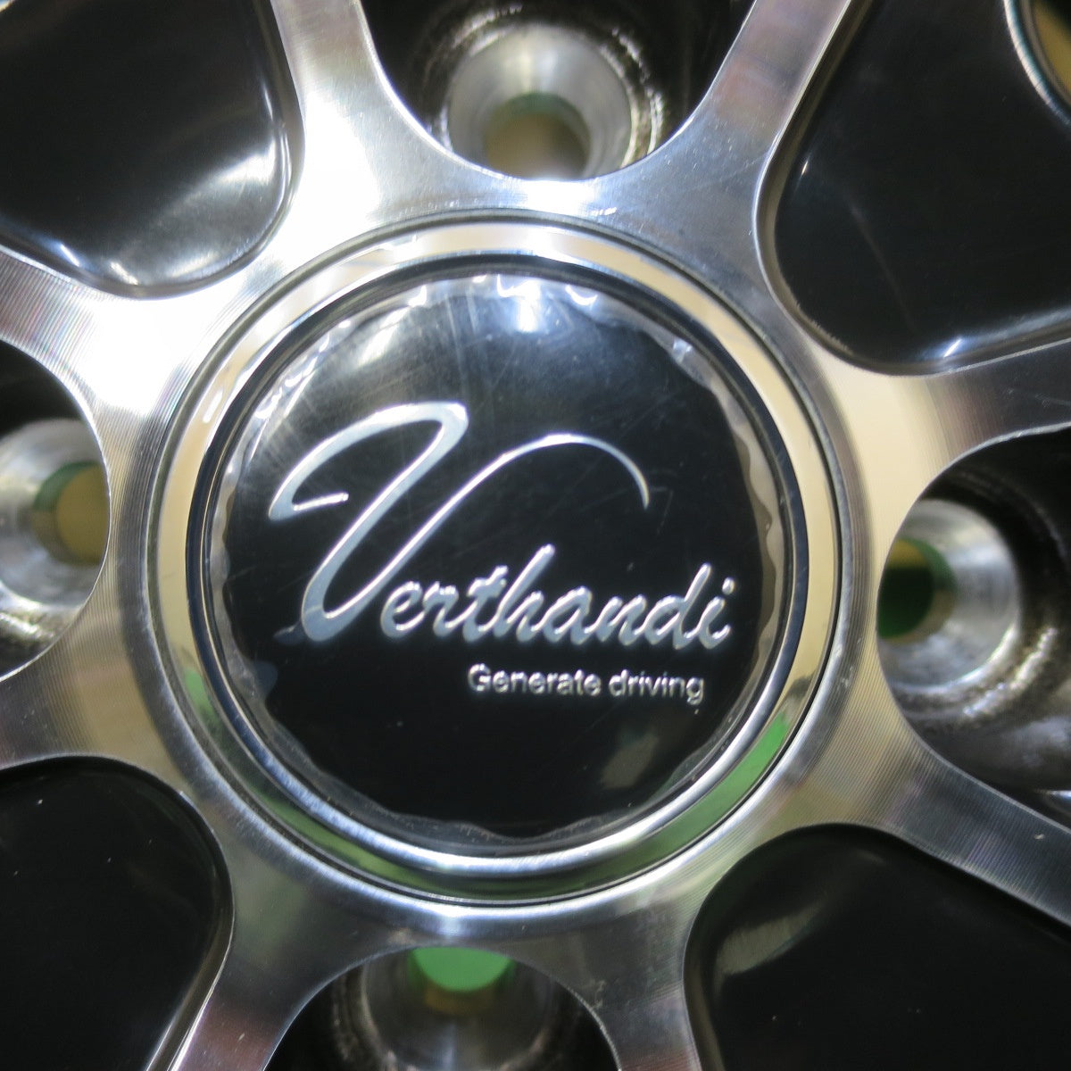 バリ溝！24年！キレイ！ほぼ10分★スタッドレス 185/65R15 ハイフライ Win-turi 216 Verthandi ヴェルサンディ ヴェルザンディ 15インチ PCD100/4H★5080403イス
