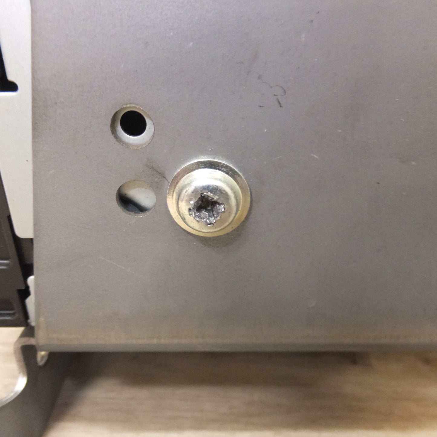 [送料無料] ジャンク★パナソニック製 日産 純正 オリジナルナビゲーション MM115D-A B8260-79927[66]★