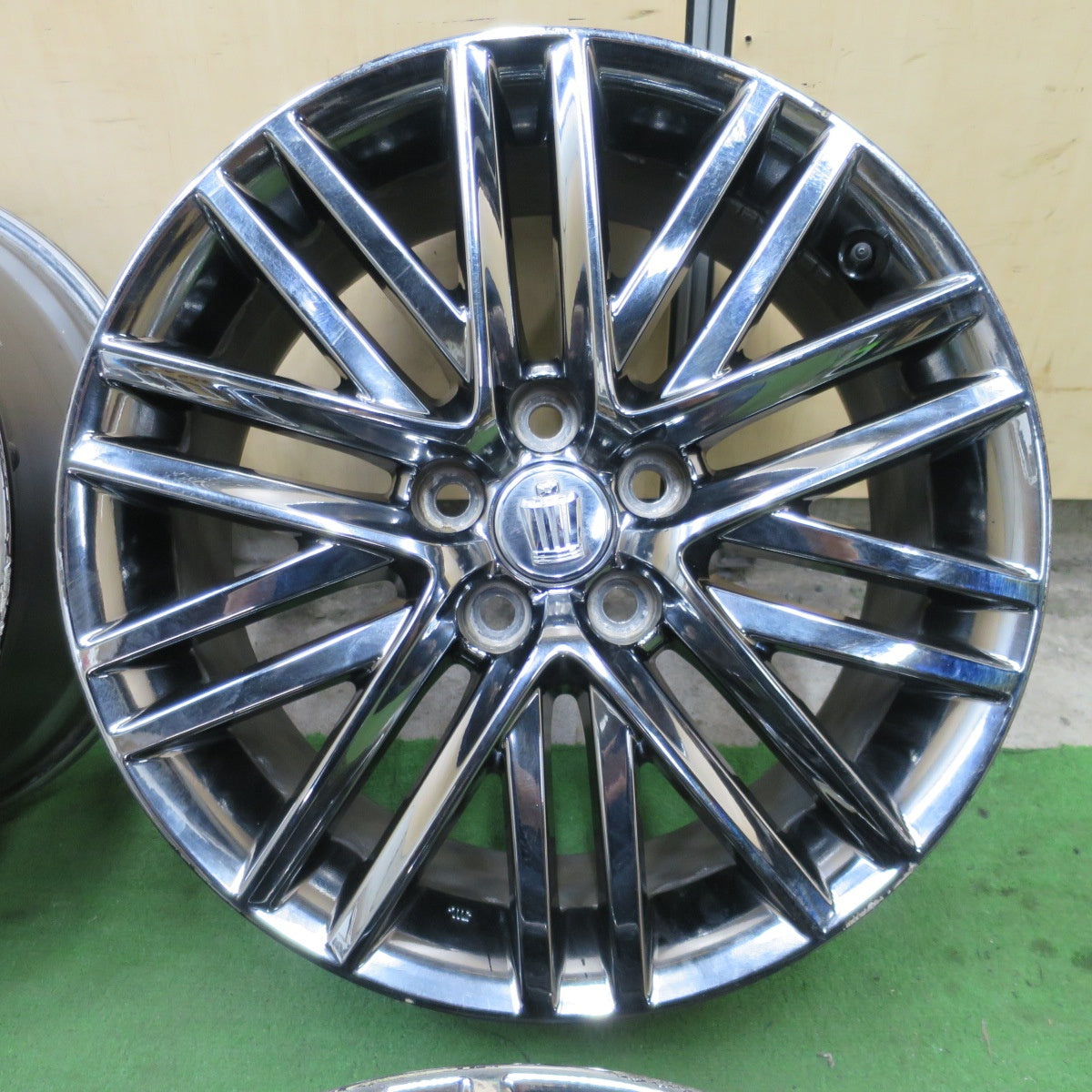 4本価格★トヨタ 210系 クラウン アスリート 純正 ホイール 18インチ 18×8J PCD114.3/5H★6062301NGホ