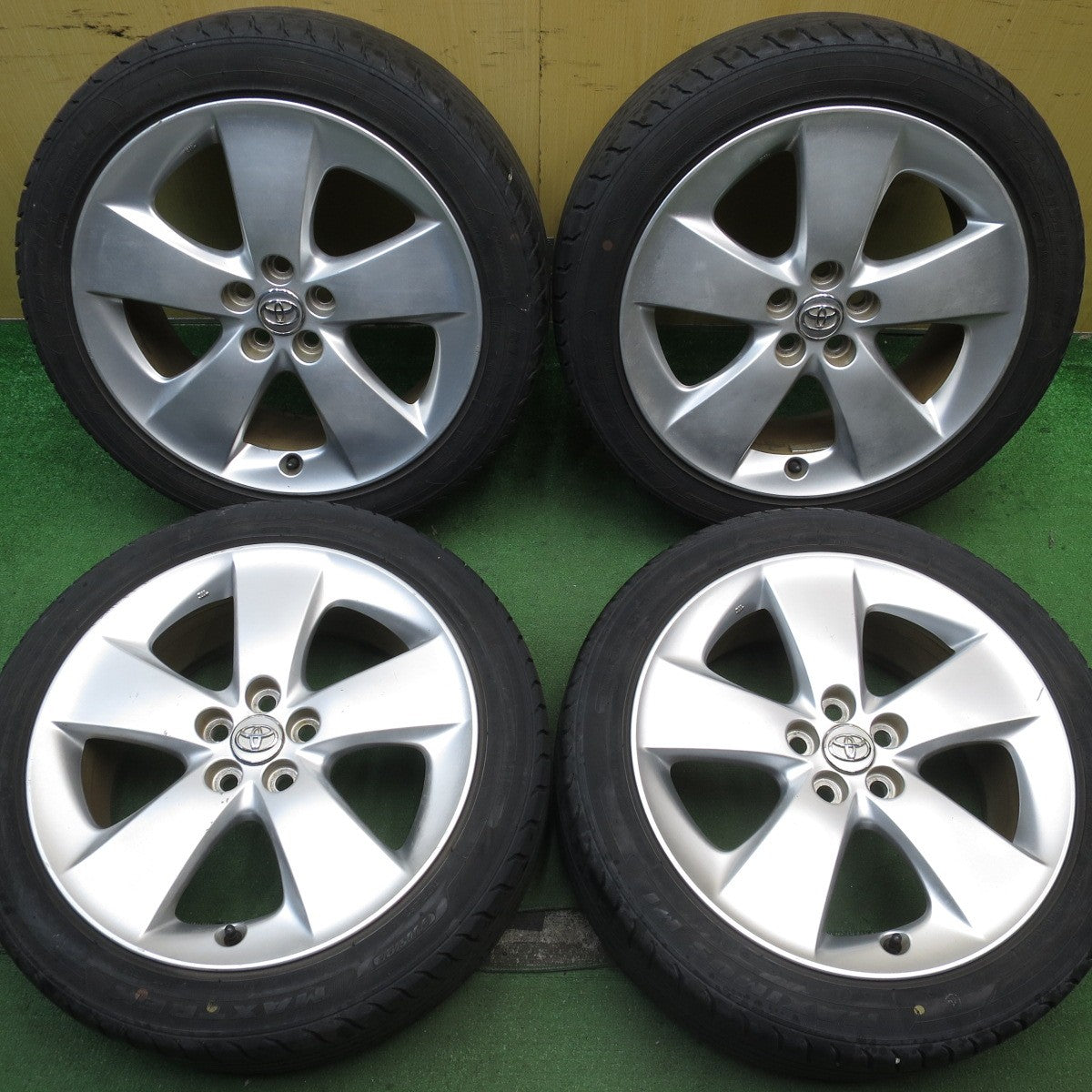 4本価格！22年★トヨタ 30系 プリウス 純正 215/45R17 マックストレック MAXIMUS M1 17インチ PCD100/5H★5070402NJノ
