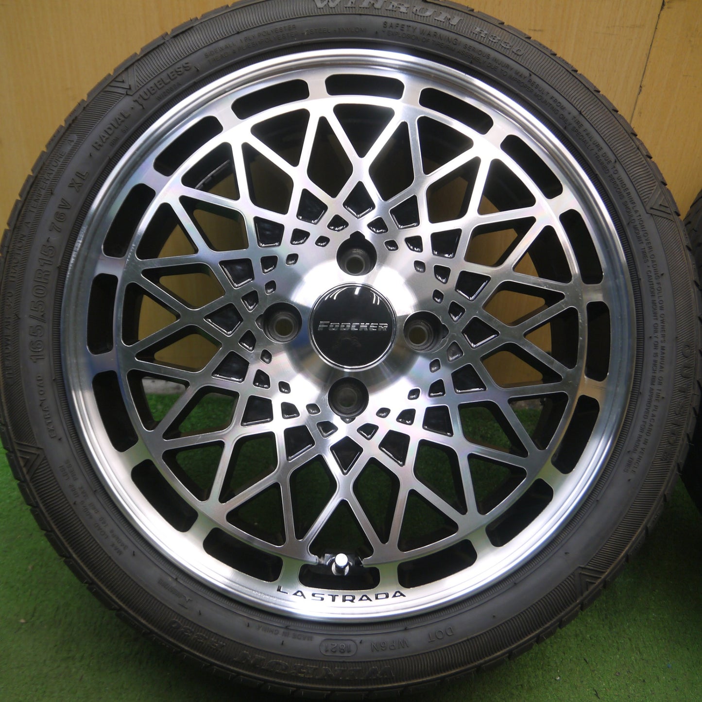 *送料無料* バリ溝！21年！9.5分以上★LA STRADA FOOCKER 165/50R15 ウィンラン R330 ラストラーダ 15インチ PCD100/4H★4060501Hノ