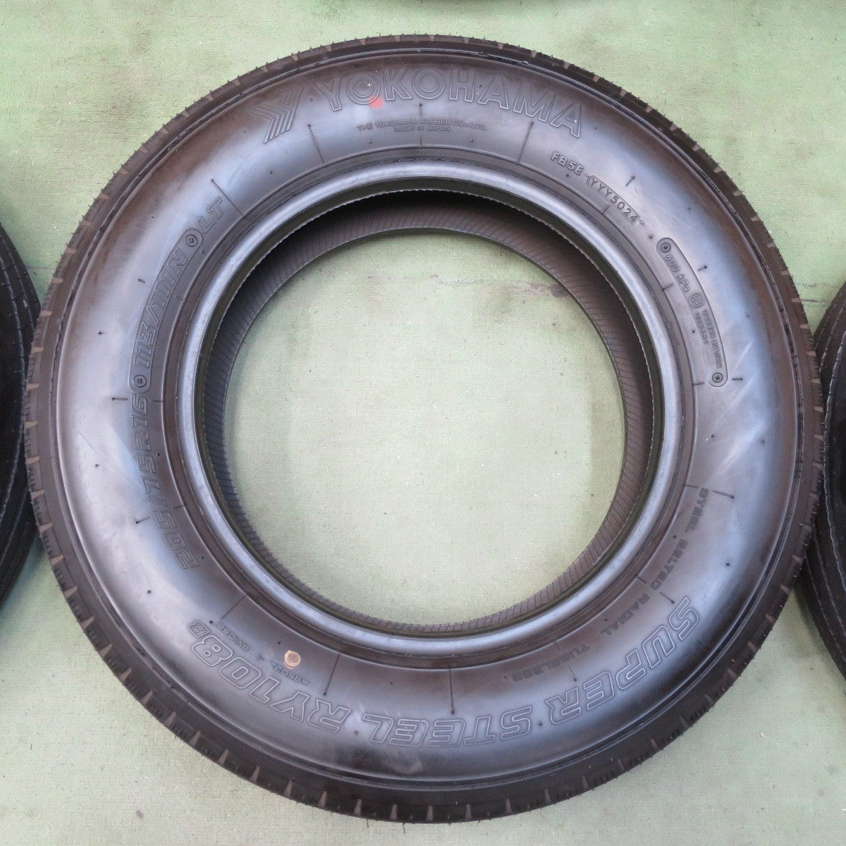 新車外し！24年！6本★トラック タイヤ 205/75R16 113/111N ヨコハマ SUPER STEEL RY108B 16インチ★6062602イノタ