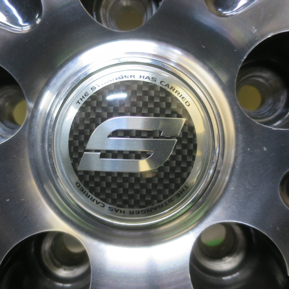 バリ溝！キレイ！8.5分★スタッドレス 185/65R15 ミシュラン X-ICE3+ STRANGER ストレンジャー 15インチ PCD114.3/5H★6032503イス