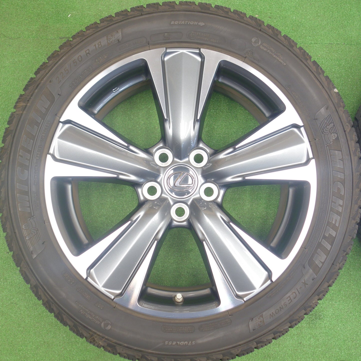 センサー付！バリ溝！23年！キレイ！9.5分★レクサス UX 純正 225/50R18 スタッドレス ミシュラン X-ICE SNOW 18インチ PCD114.3/5H★6031305KTス