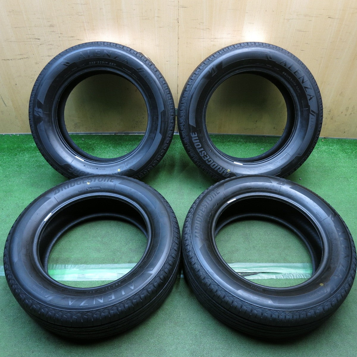 未使用！22年◎225/60R17 ブリヂストン アレンザ LX100 タイヤ 17インチ エクストレイル XV フォレスター アルファード 等◎6100204KKノタ