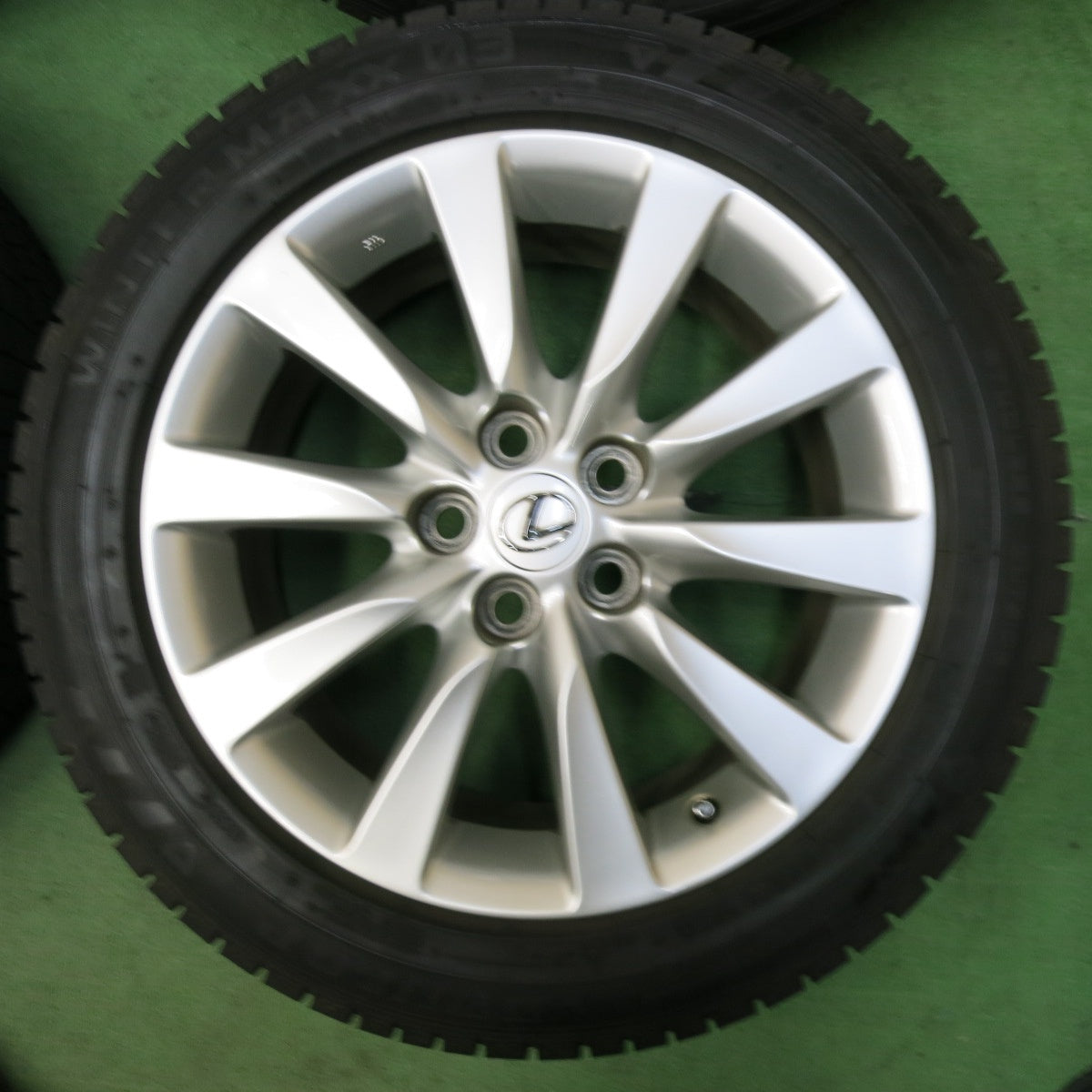 [送料無料] バリ溝！21年！キレイ！9.5分★レクサス LS 純正 235/50R18 スタッドレス ダンロップ ウインターマックス 03 18インチ PCD120/5H★4120402SYス