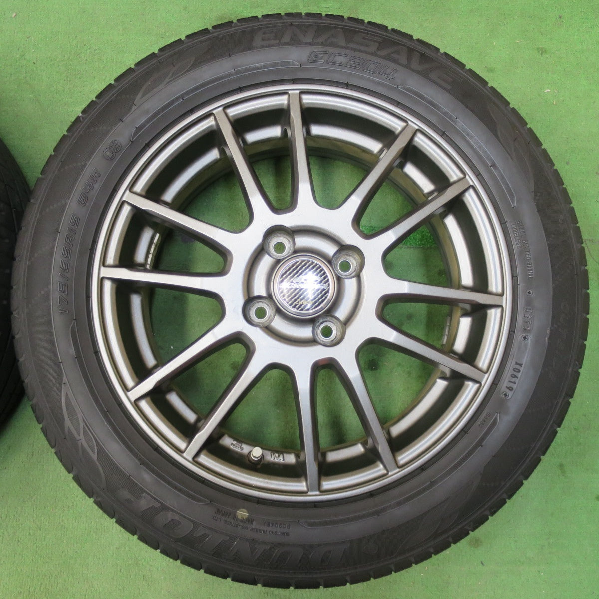[送料無料] バリ溝！9分★175/65R15 ダンロップ エナセーブ EC204 SCHNEIDER シュナイダー 15インチ PCD100/4H★5022404イノ