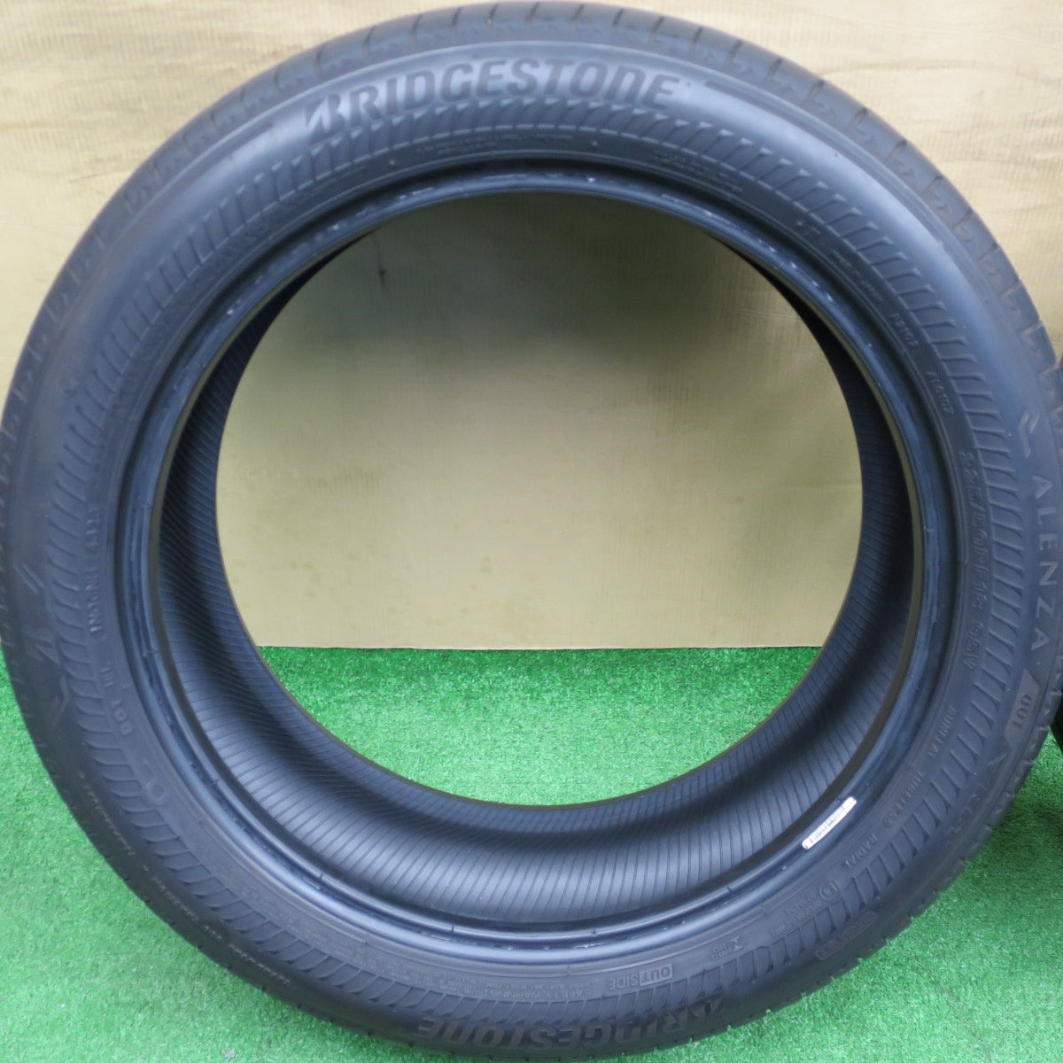 バリ溝！23年！9.5分★225/50R18 ブリヂストン アレンザ 001 RFT ランフラット タイヤ ALENZA 18インチ スカイライン BMW 等★6012102NKノタ